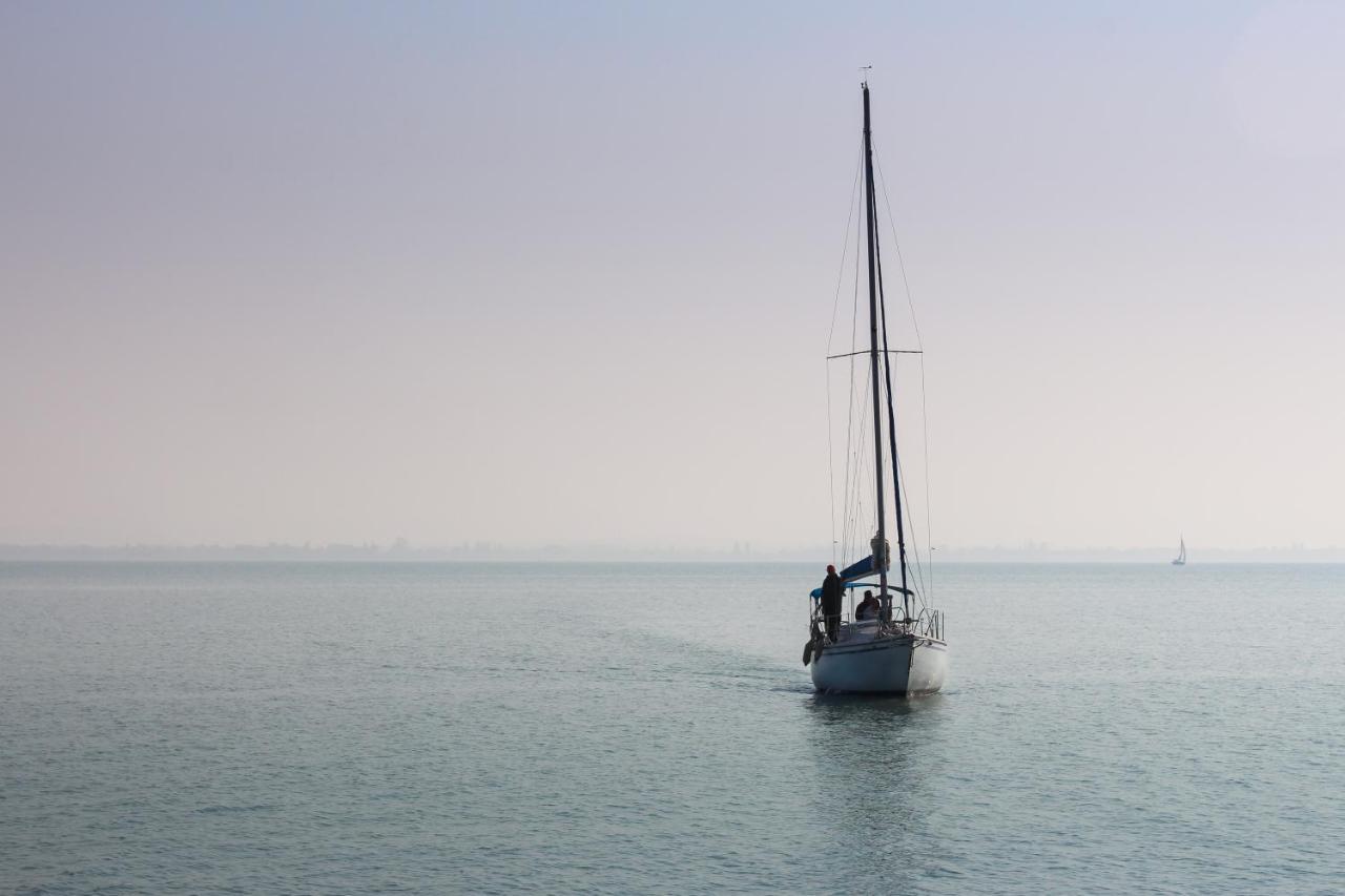Komfort Home Bursport Bt. Haz Balatonfenyves Dış mekan fotoğraf